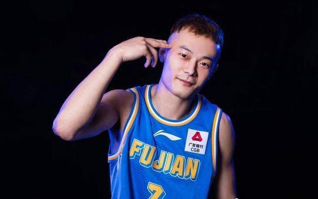 草莓音乐节的演出经历令张曼玉备受打击，许多乐迷批评她唱歌难听、跑调。